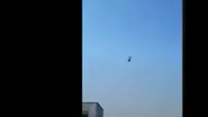 Inregistrare VIDEO cu momentul în care elicopterul Black Hawk, cu soldaţi la bord, începe să piardă din altitudine 
