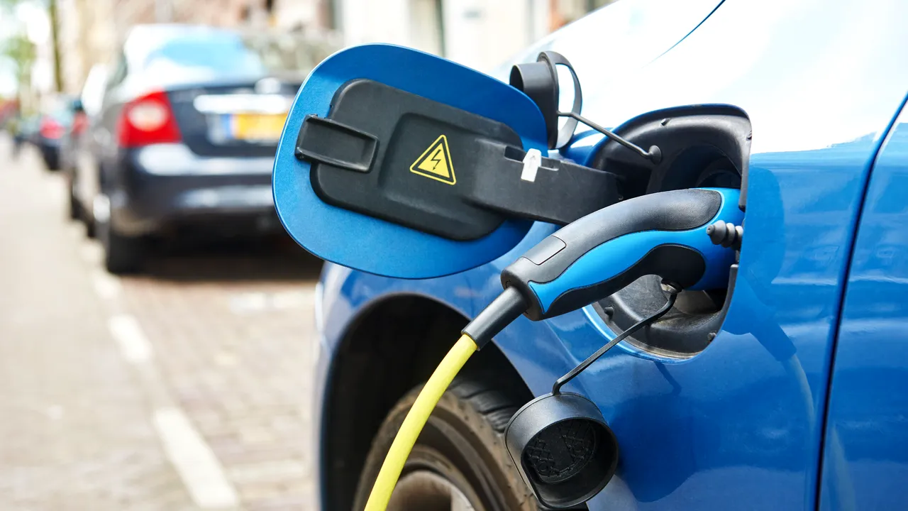 40 de staţii de încărcare a maşinilor electrice, amplasate în Capitală