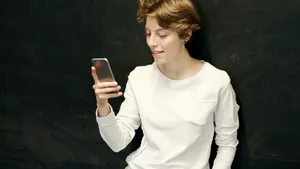 Ceri sfaturi inteligenței artificiale? Iată care sunt riscurile