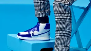 Nike va crește prețurile de săptămâna viitoare și intenționează să vândă din nou pe Amazon