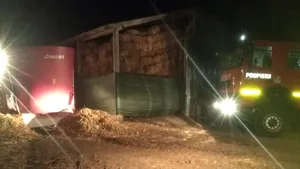 Anchetă după ce un bărbat a murit în Constanţa, prins într-un utilaj de tăiat baloţi. FOTO