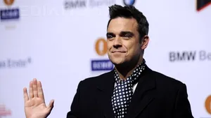 Robbie Williams şi-a arătat penisul în timpul unui concert