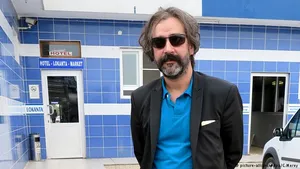Jurnalistul german arestat în Turcia de peste un an va fi eliberat, dar va fi inculpat şi riscă o pedeapsă cu închisoarea 