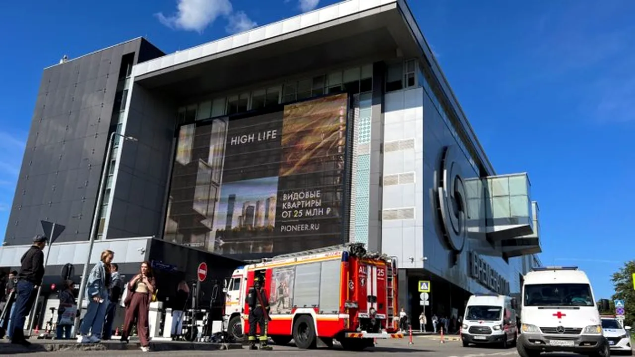 Cel puţin patru morţi la un mall din Moscova, după ce o ţeavă de apă fierbinte s-a spart