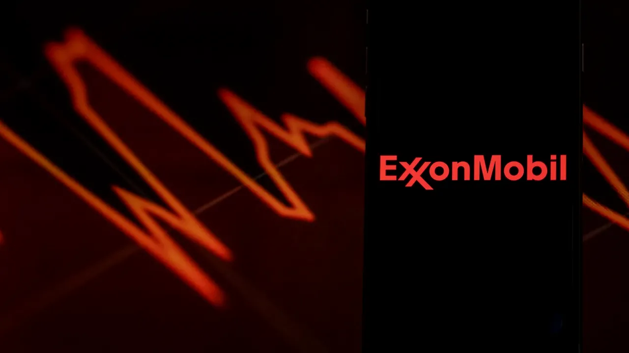Exxon Mobil raportează o pierdere de 20 miliarde dolari, al patrulea trimestru consecutiv în roşu