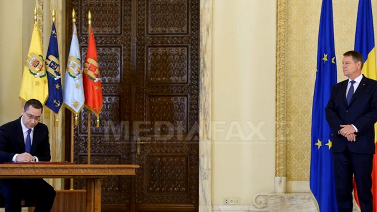 Ponta: Preşedintele şi prim-ministrul au salarii mai mici decât cel al unei secretare de companie