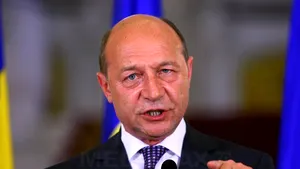 Traian Băsescu acuză o parte din Opoziţie că nu doreşte o moţiune de cenzură împotriva Guvernului. Fostul preşedinte spune că momentul prielnic a trecut
