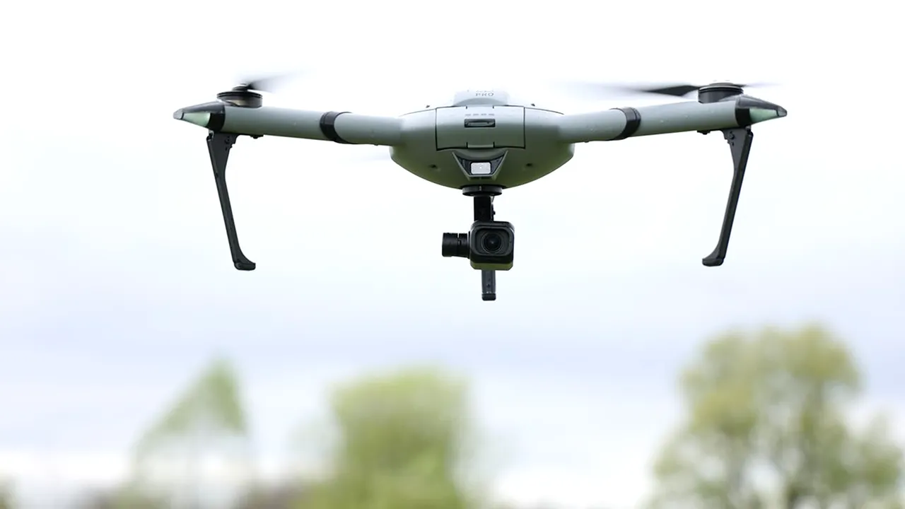 ISU a folosite drone la intervenţia din Vrancea, unde un incendiu a cuprins 15 hectare de vegetaţie