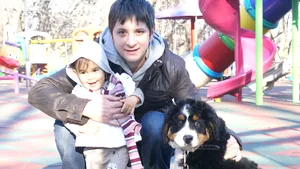 Octavian Strunilă i-a făcut cadou fetiţei sale un câine