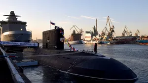 MONITORUL APĂRĂRII | NATO, îngrijorată de activităţile submarinelor militare ruse în Oceanul Atlantic