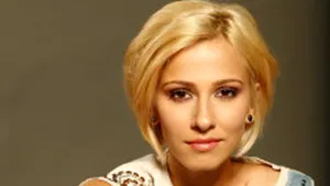 Monica Dascălu şi Dana Rogoz, pe Facebook pentru românii din afara ţării