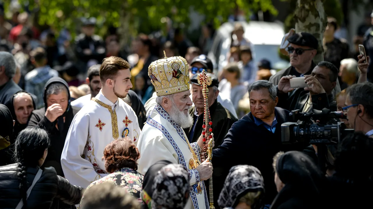 Arhiepiscopul Nifon după uciderea fetiţei: Avem responsabilitatea de a le oferi copiilor protecţie