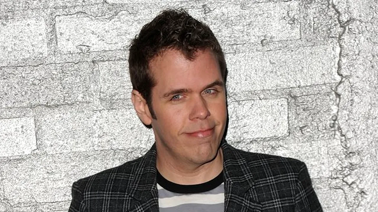 Perez Hilton a primit o ofertă de 20 de mil. de dolari pentru a-şi vinde blogul