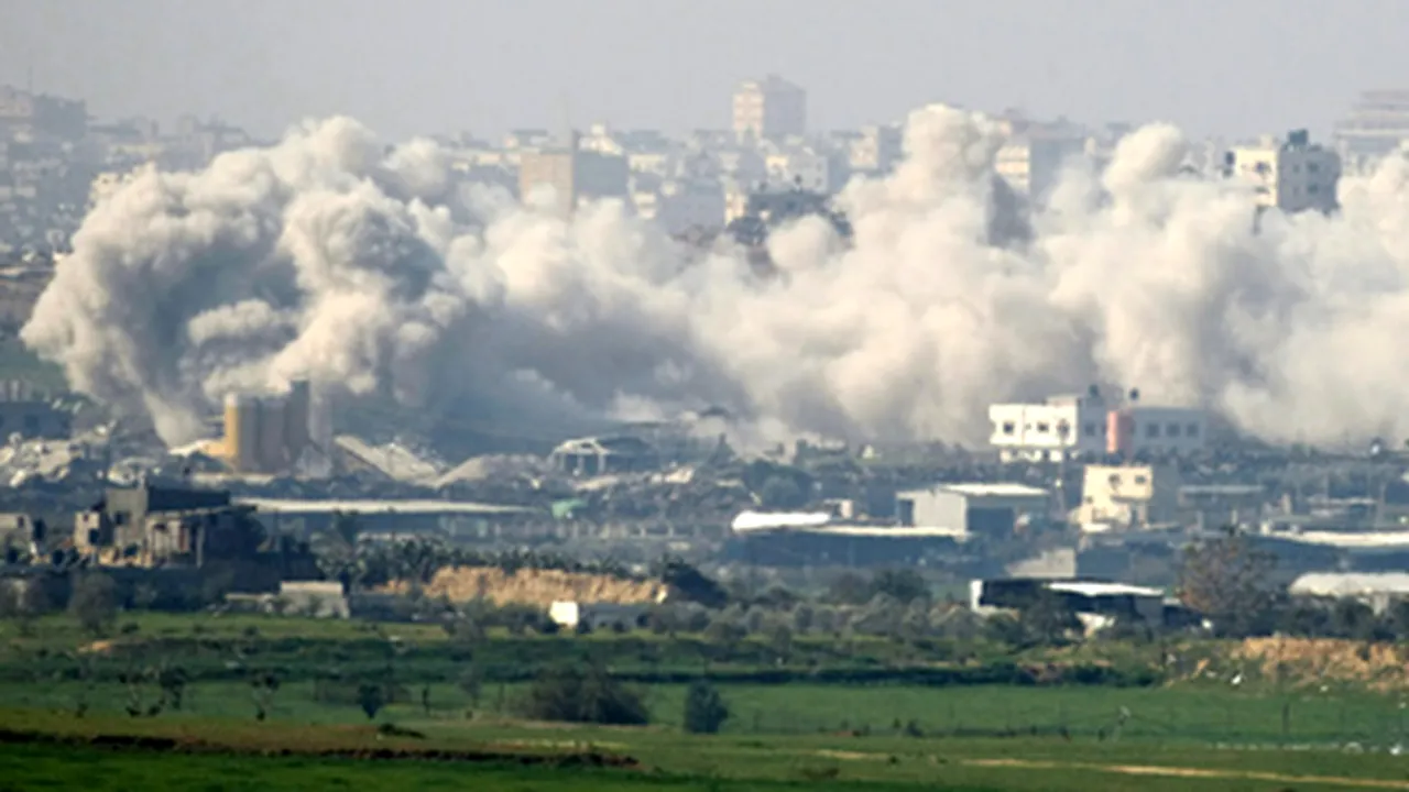 Ofensiva din Fâşia Gaza continuă, înaintea unei reuniuni a Consiliului de Securitate