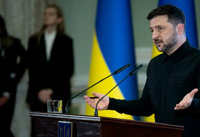 EXTERNE Zelenski, înaintea întâlnirii cu Trump în Florida: „Există cu siguranță linii roșii pentru poporul ucrainean”