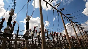 ANRE a stabilit  preţul reglementat pentru energia electrică 