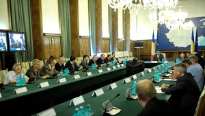 Guvern: În şedinţă nu a fost propusă şi nici discutată o prelungire a privatizării CFR Marfă