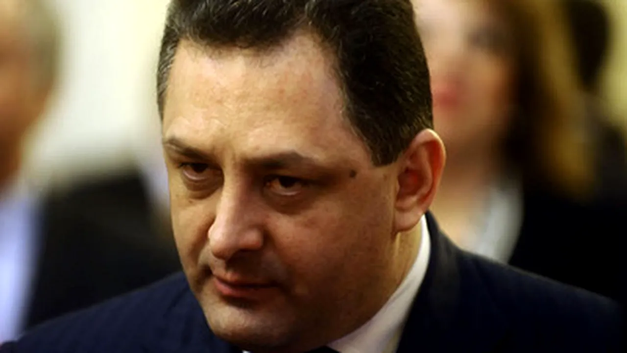 Vanghelie către Diaconescu: Nu ne pune să alegem între tine şi Geoană