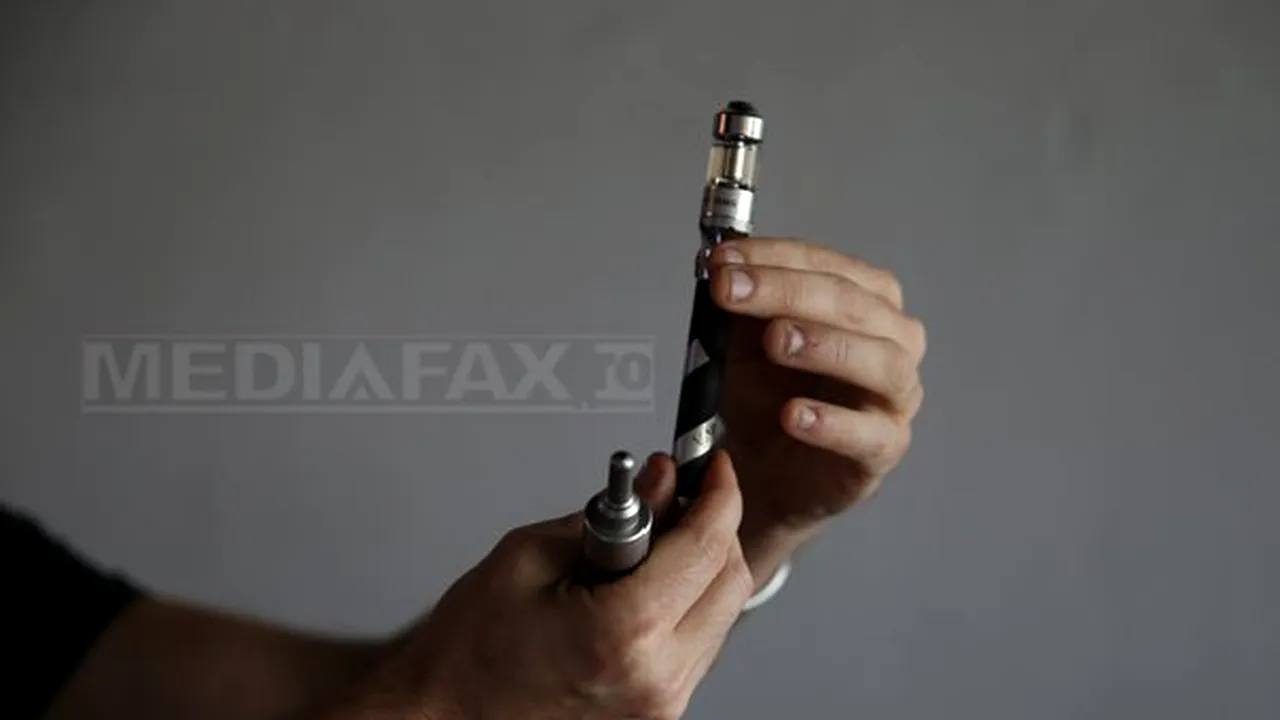 Un bărbat din Statele Unite a luat foc după ce o ţigară electronică i-a explodat în buzunar - VIDEO