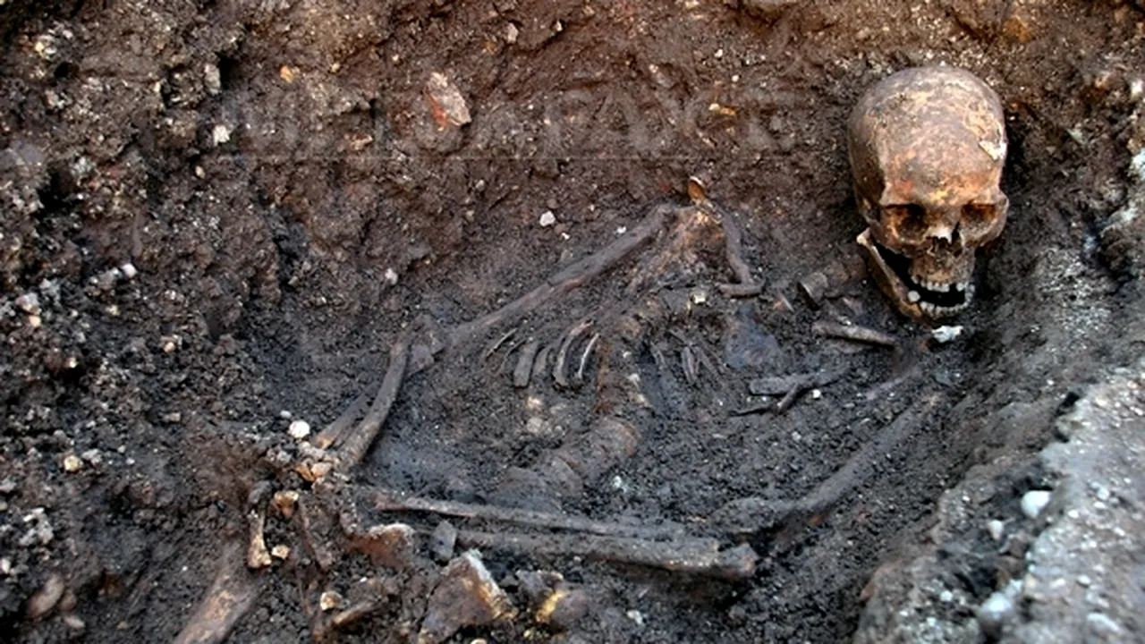 Justiţia britanică a ordonat înhumarea scheletului regelui Richard al III-lea în Leicester