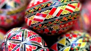 Paştele pentru turişti: Bucătărie secuiască şi excursii la obiective istorice, pentru turiştii care aleg Harghita