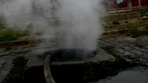 Fumul din canalele din zona Iancului, produs de un incendiu la izolaţia ţevilor RADET