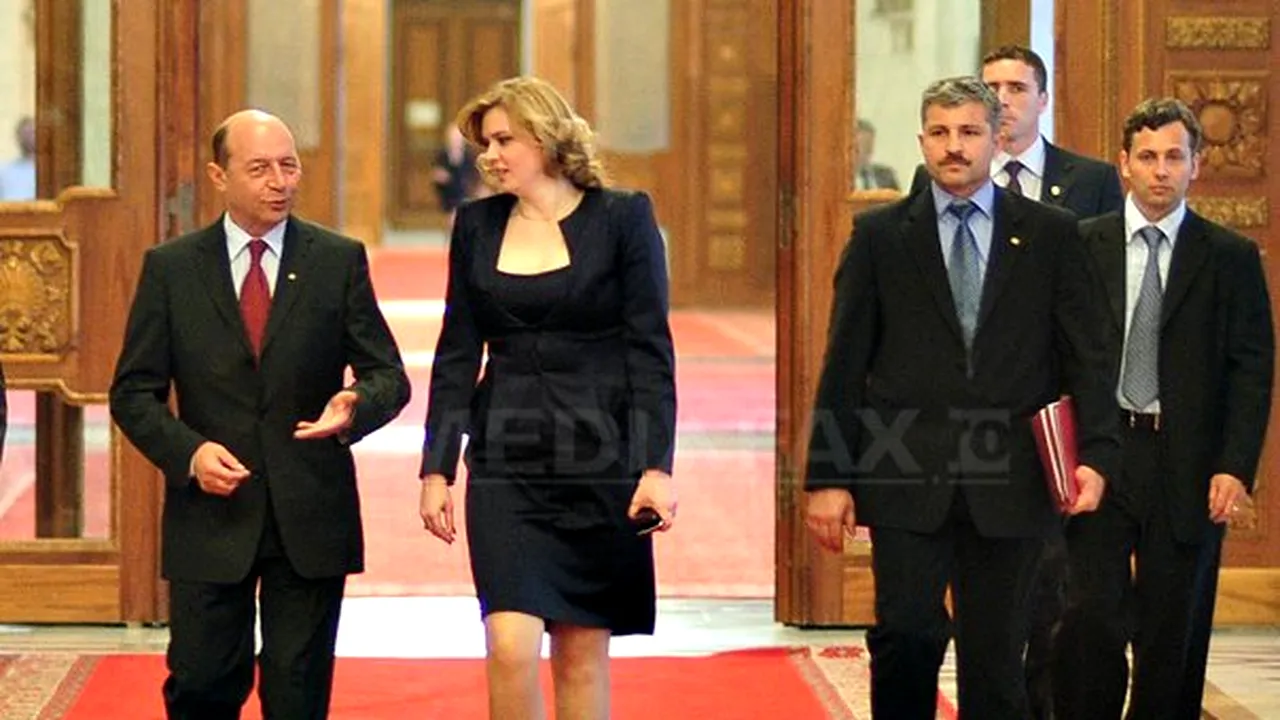 Băsescu: Pe 1 septembrie facem o analiză a Guvernului, cu grupuri parlamentare