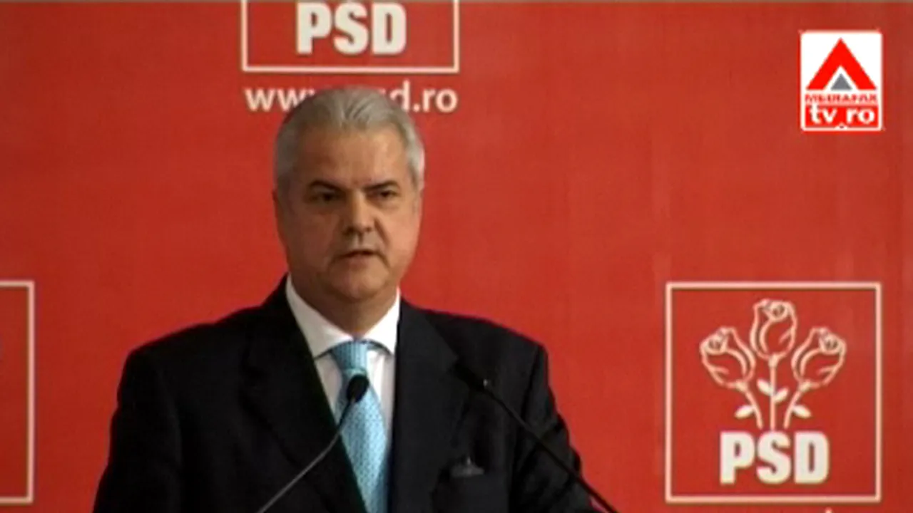 Adrian Năstase şi-a anunţat candidatura la şefia PSD