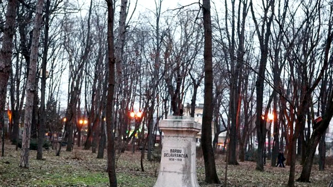 Şefii Poliţiei Locale din Iaşi, demişi de primarul Nichita după furtul unor busturi din Parcul Copou
