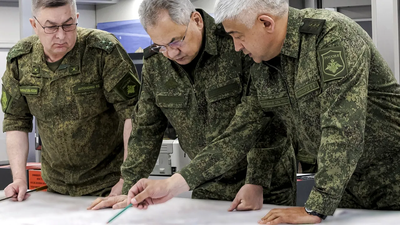 Rusia este acum complet în defensivă pe front. Avansul ucrainenilor a determinat Moscova să îşi redistribuie trupele către sud