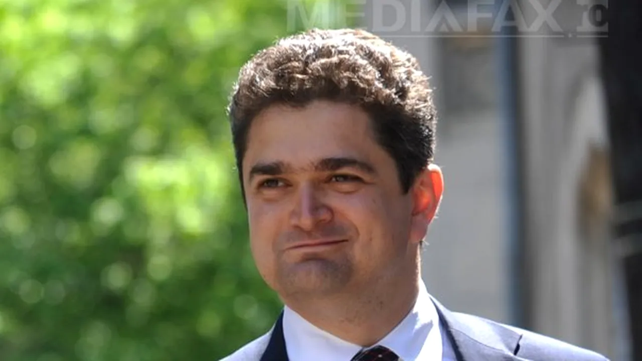 Deputatul PNL Theodor Paleologu: Conducerea lamentabilă a PNL să plece. Preda şi Gorghiu au emis neruşinate imbecilităţi
