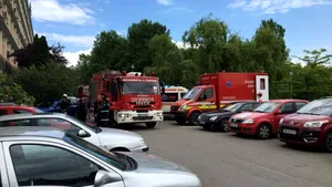 Timişoara: Zeci de studenţi din campusul Universităţii de Agronomie, evacuaţi în urma unui incendiu - FOTO
