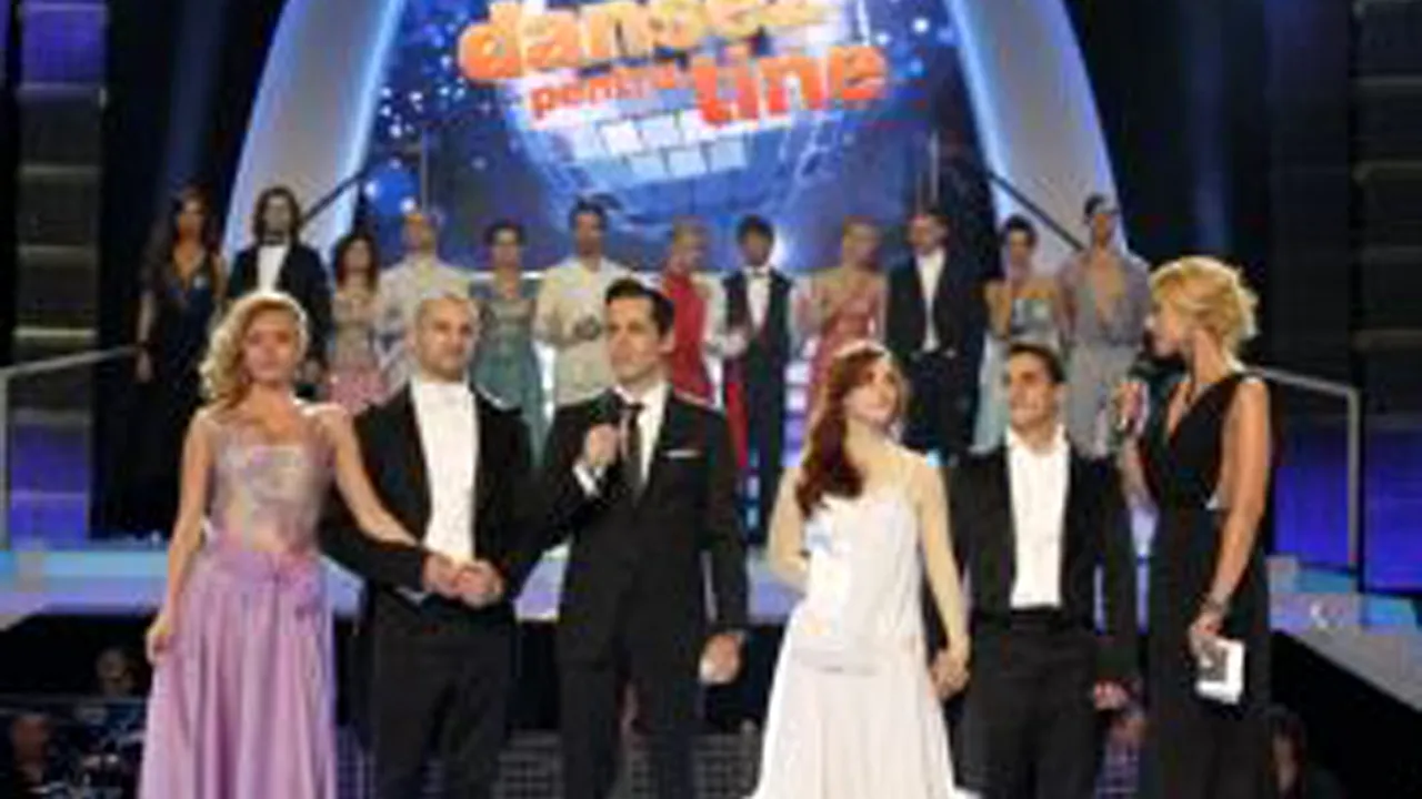 DANSEZ PENTRU TINE: Marian Drăgulescu şi Adriana Lupu, prima echipă ce părăseşte competiţia. Bianca Drăguşanu şi Pavel Stratan au intrat la duel - FOTO, VIDEO