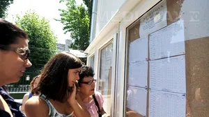 Andronescu: Vom analiza situaţia de la evaluarea naţională, inclusiv datele privind absenteismul