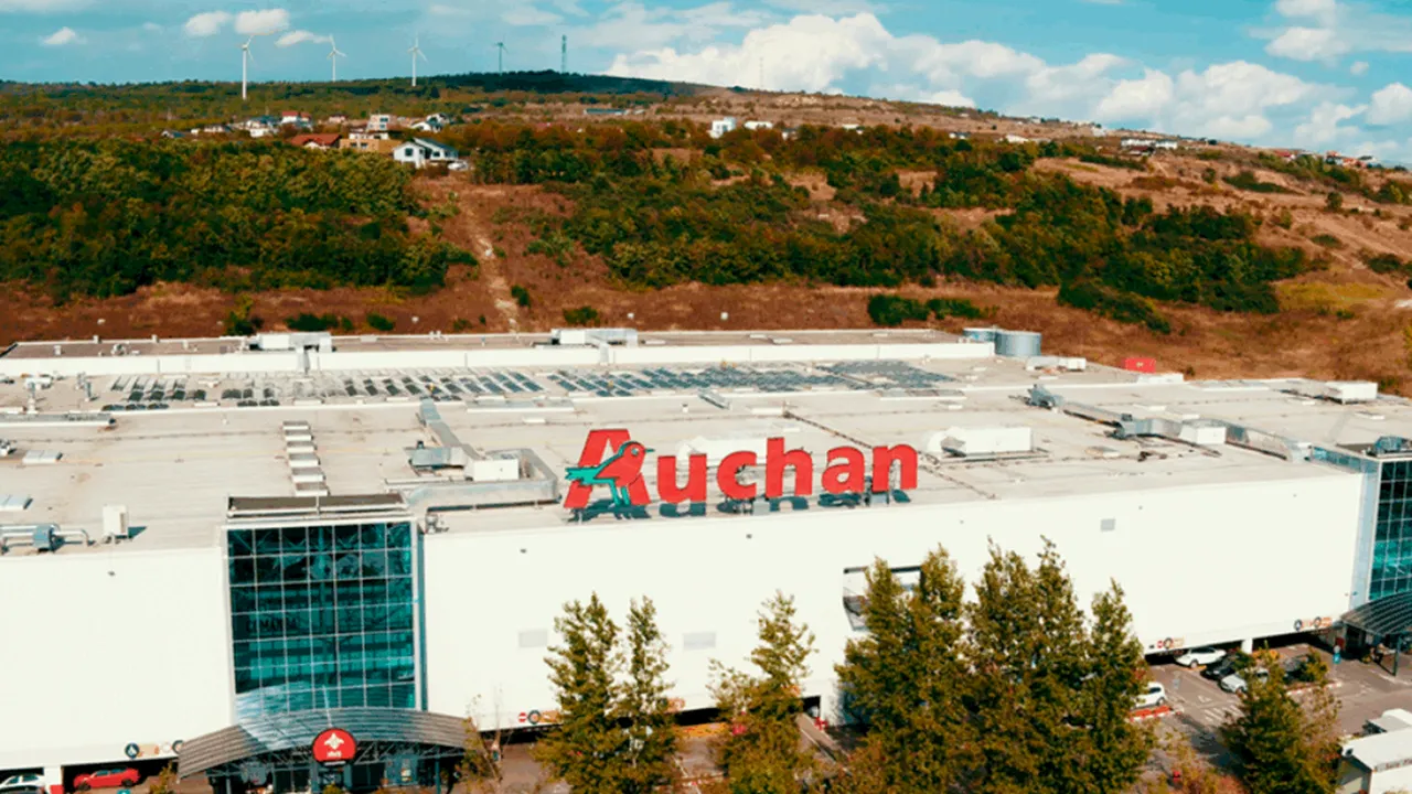 Auchan Retail se transformă: finanțare de 1,2 miliarde de euro pentru modernizare după ce a încheiat separarea de divizia imobiliară