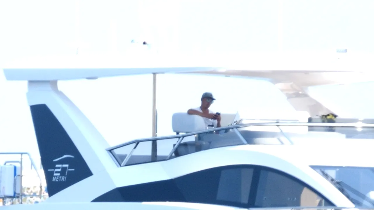 Cum se distrează Cristiano Ronaldo în vacanţă
