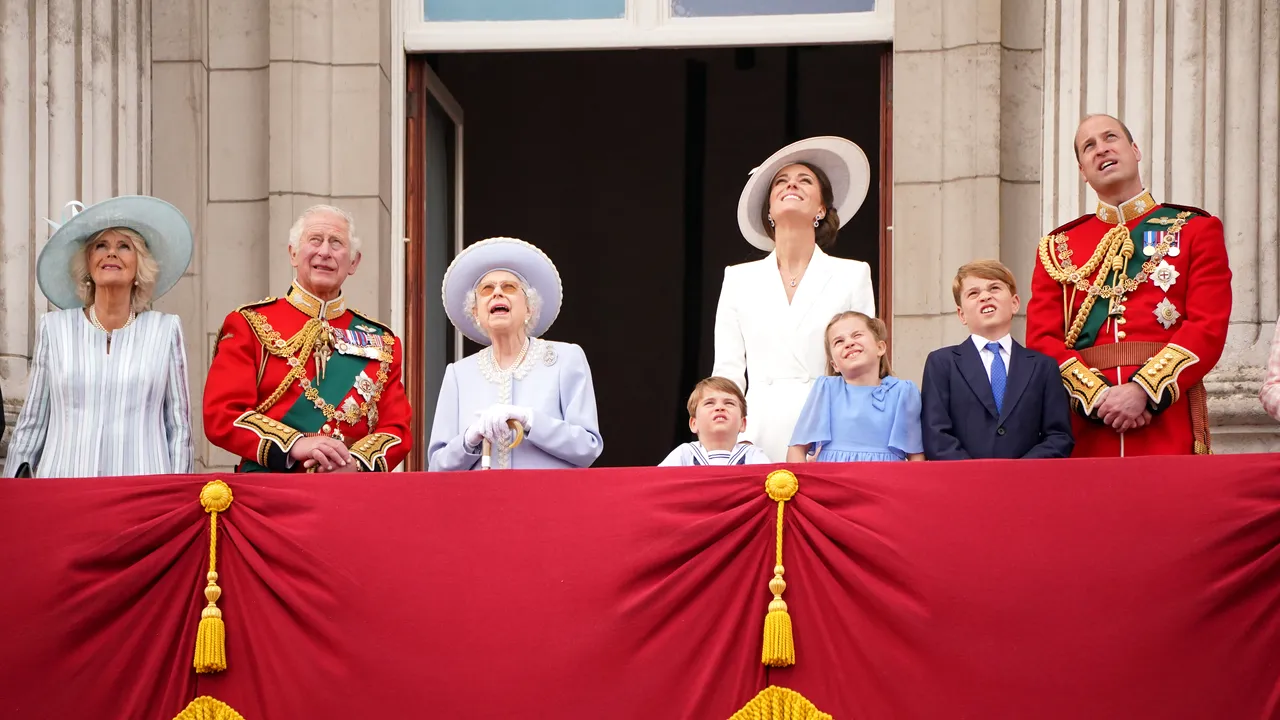 Prinţul William vorbeşte despre Regina Elisabeta: Un lider extraordinar, însă eu am pierdut o bunică
