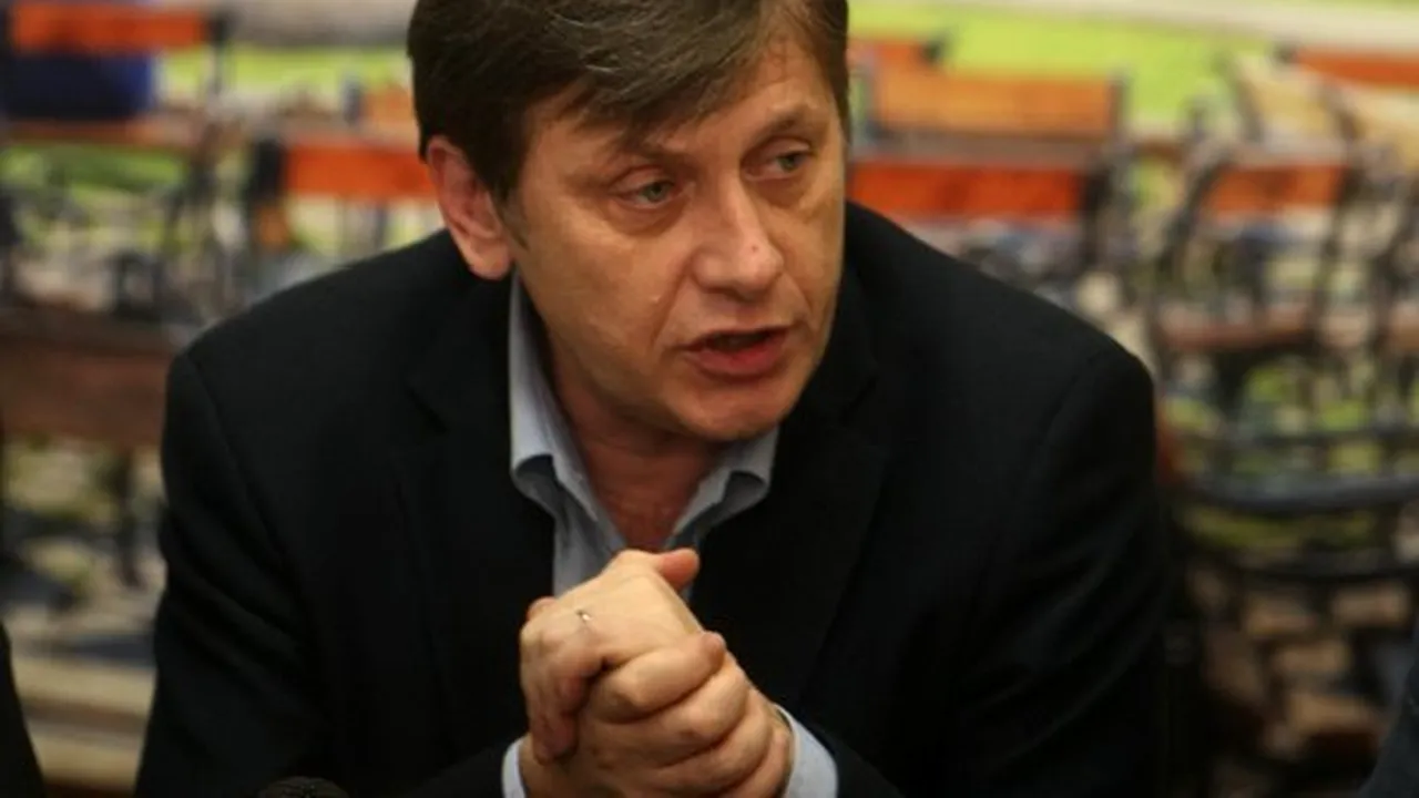 Antonescu: PNL nu va susţine un Guvern care să vină cu o politică economică stângistă