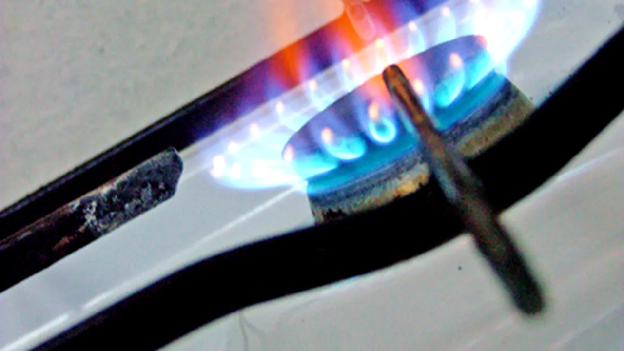 Facturile la gaze emise de GDF SUEZ pot fi plătite în benzinăriile OMV