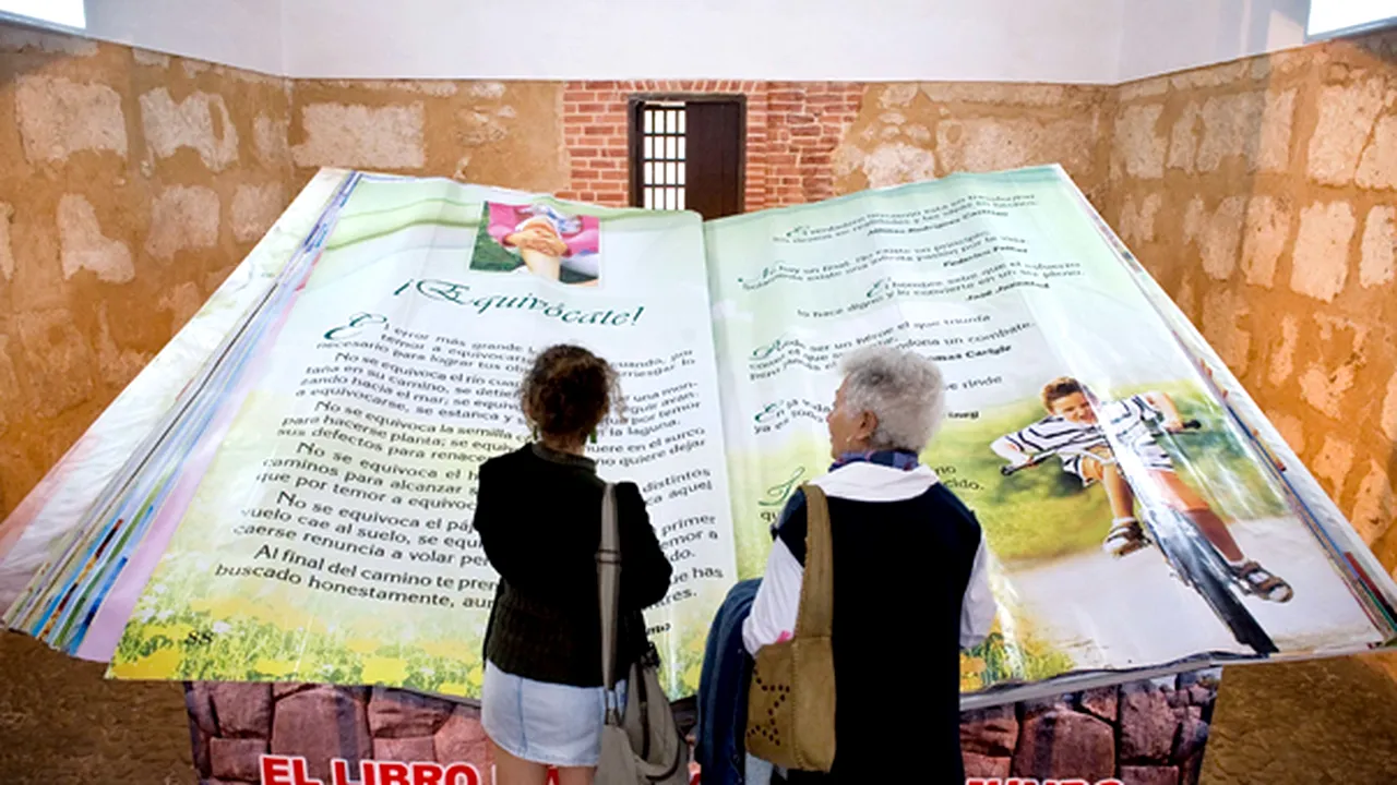 Cea mai mare carte din lume, expusă la Havana