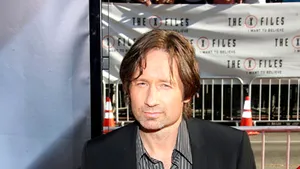 David Duchovny dă în judecată o publicaţie care a scris că şi-a înşelat soţia