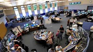 Primul fascicul de protoni a efectuat un tur complet în LHC (Video)