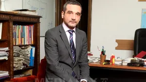 Sebastian Lăzăroiu, ultimul nume vehiculat în PDL pentru Muncă. Discuţiile continuă