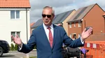 Nigel Farage, cel mai popular lider politic din UK, este anchetat pentru un cadou de 5 milioane de lire sterline. Cine i l-a oferit
