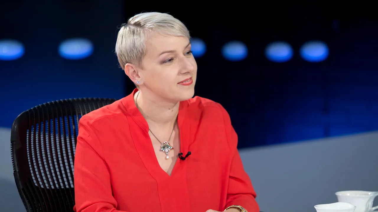 Dana Gîrbovan, respinsă de Iohannis la Ministerul Justiţiei, revine în magistratură. CSM a aprobat cererea de renunţare a demisiei/ O judecătoare a cerut sesizarea Inspecţiei Judiciare