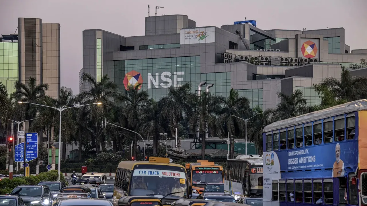Boom pe piaţa bursieră din India: Investitori globali pregătiţi pentru oportunităţi pe măsură ce valoarea ajunge la 4 trilioane de dolari