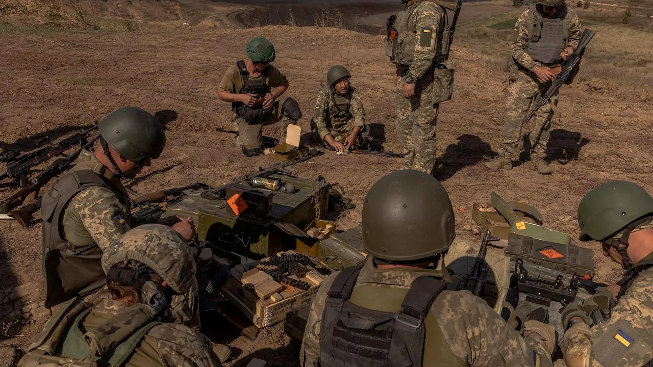 Războiul din Ucraina, ziua 583. Putin îi cere ajutor unui fost locotenent al lui Prigojin / Reparaţii la podul Kerci, circulaţia a fost oprită o vreme / Navalnîi, trimis la carceră grea / Kiev: 7 nave ruseşti în Marea Neagră cu cel puţin 14 rachete de croazieră