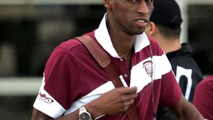 Cesinha: Nu plec de la Rapid, mai am un an de contract