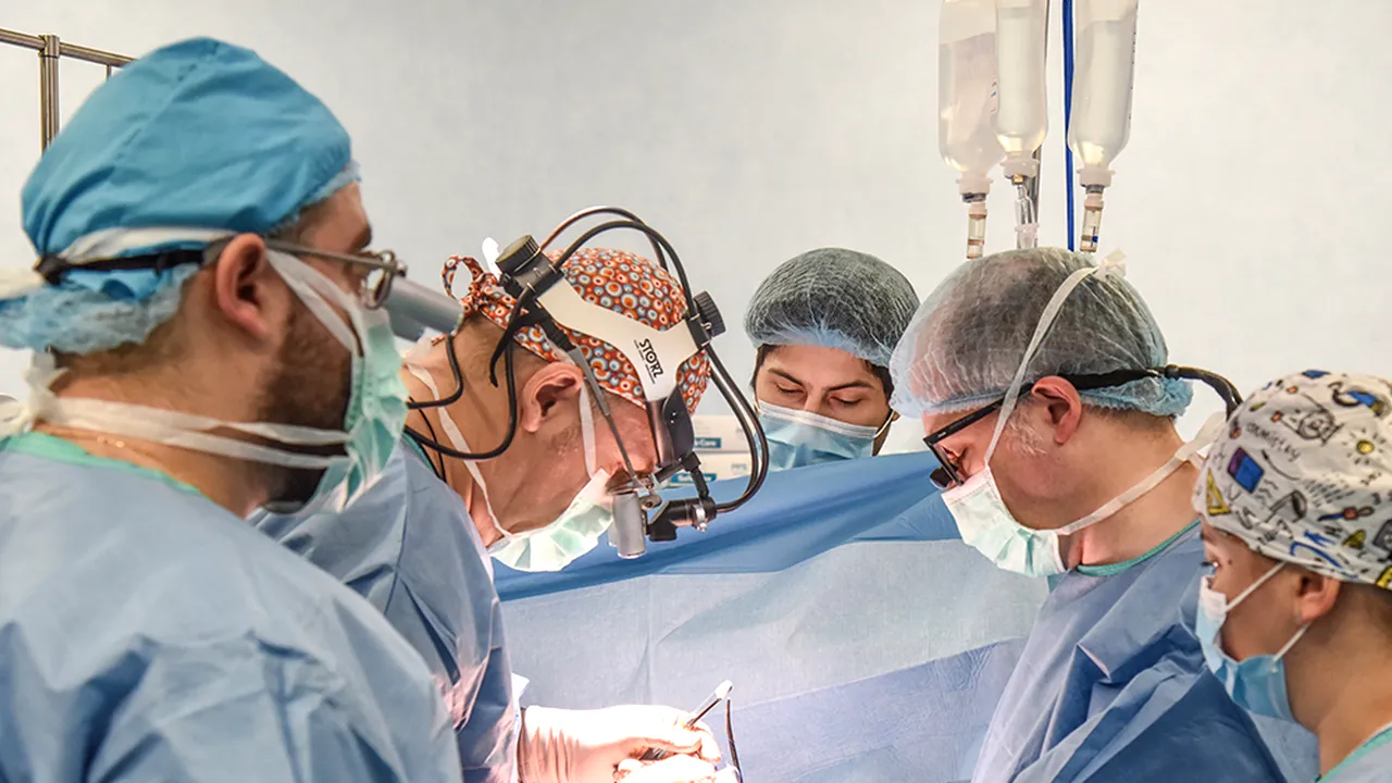 (P) Intervenţii salvatoare pentru copiii cu malformaţii cardiace congenitale