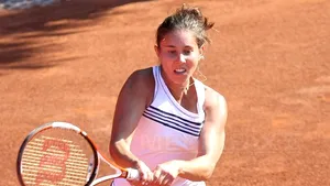 Mihaela Buzărnescu a câştigat turneul de la El Kantaoui la dublu
